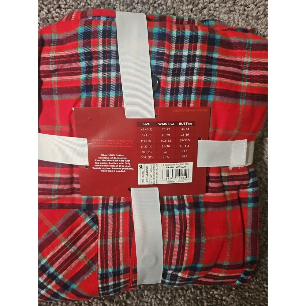 Wondershop Women's Red Plaid Holiday 100 % Cotton  Pajama Set Size Med